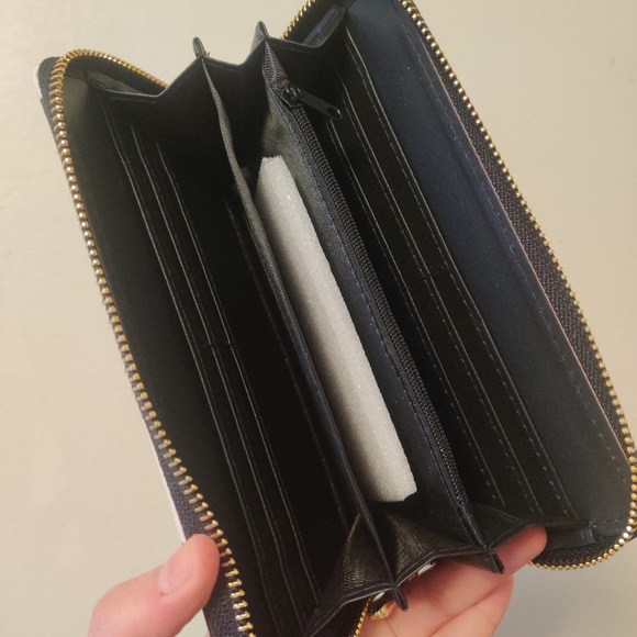 Cow pattern wallet womens purse - Picture 3 of 3